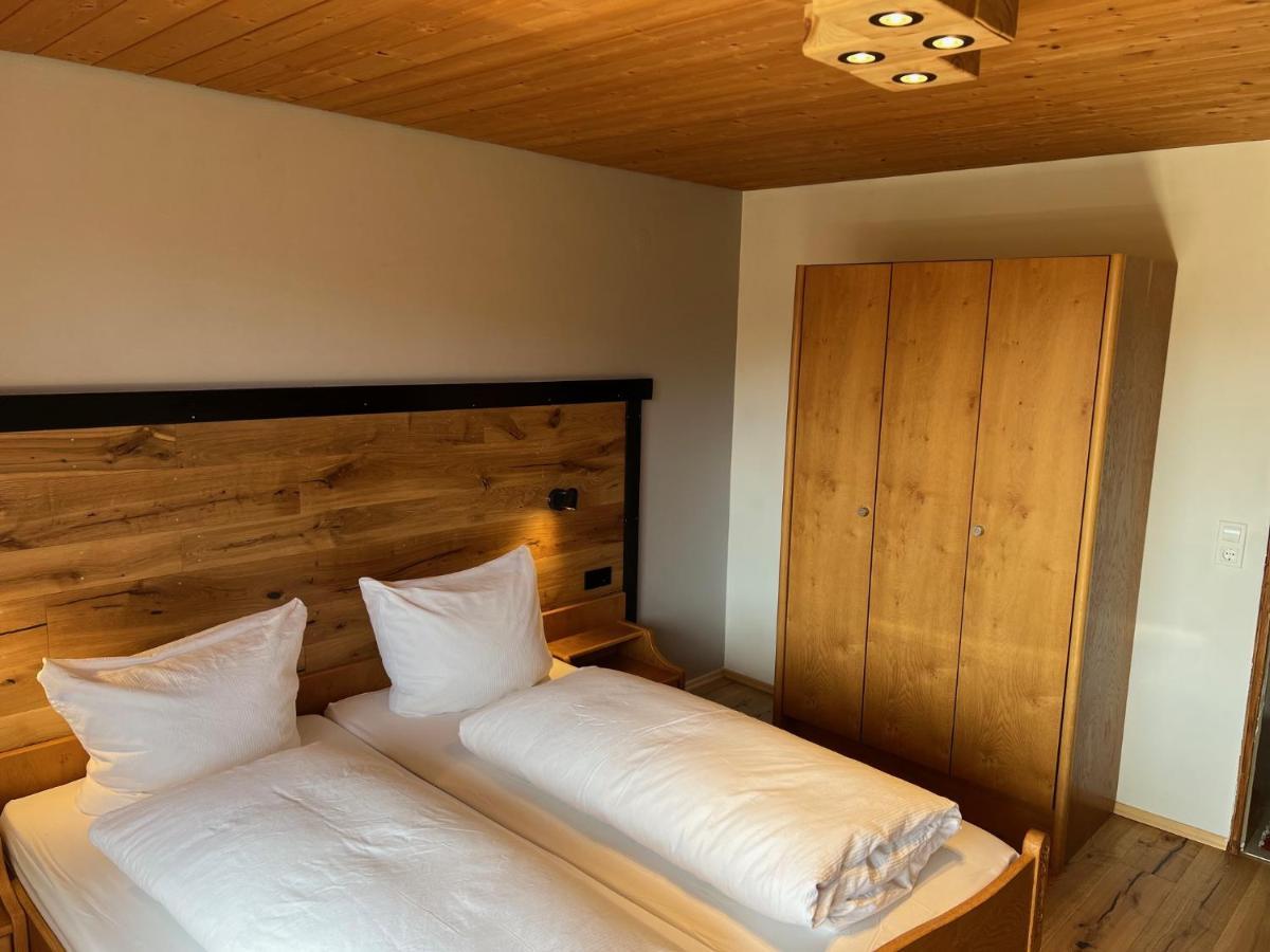 Boutique Hotel And Apartments Pension Sternen Тодтмос Екстериор снимка